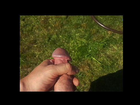 ❤️ A guapa quente recibe o seu coño rosa fodido e corre cun chorro nun xardín de verán ❤❌ Vídeo de sexo en % gl.valeshop.top % ﹏