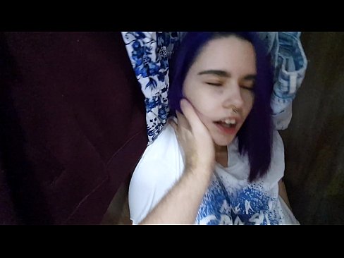 ❤️ Atopo a miña irmá no armario e axudouna a correrse ❤❌ Vídeo de sexo en % gl.valeshop.top % ﹏